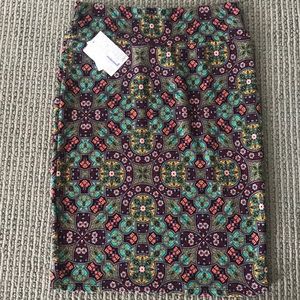 LuLaRoe Cassie size L